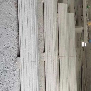 佛山 花岗岩厂家带你看白麻花岗岩门楼大柱柱皮