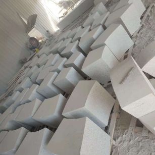 佛山 白麻花岗岩异形坐凳