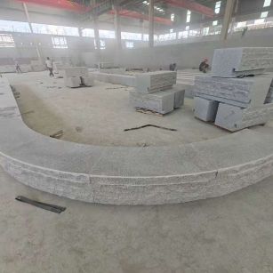 佛山 芝麻白异形坐凳，自然面光面弧形加工