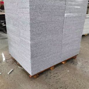 佛山 芝麻白火烧面1.8厚300*600地铺石，尺寸标准，厚薄均匀