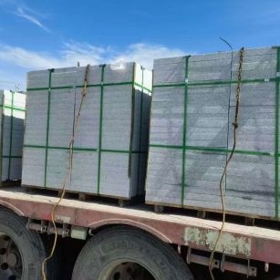 佛山 芝麻白花岗岩地铺石装车日常