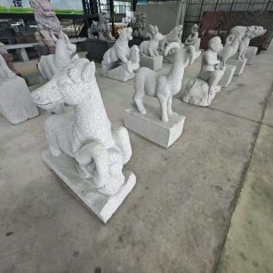 佛山 芝麻白花岗岩造型立体雕刻——十二生肖