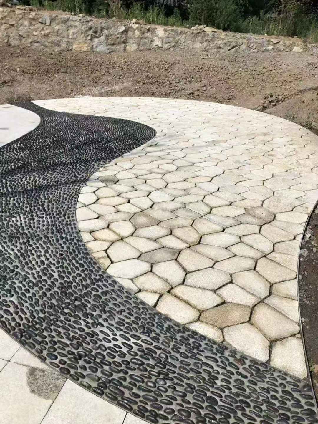 佛山 黄金麻冰裂纹地铺石工地铺装案例