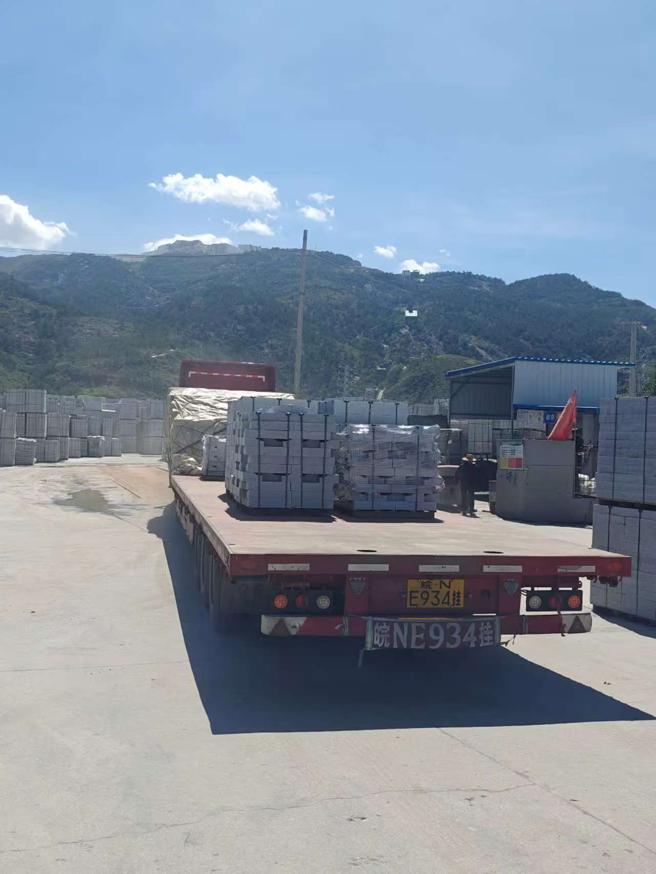 佛山 芝麻白仿形路沿石，直形路沿石