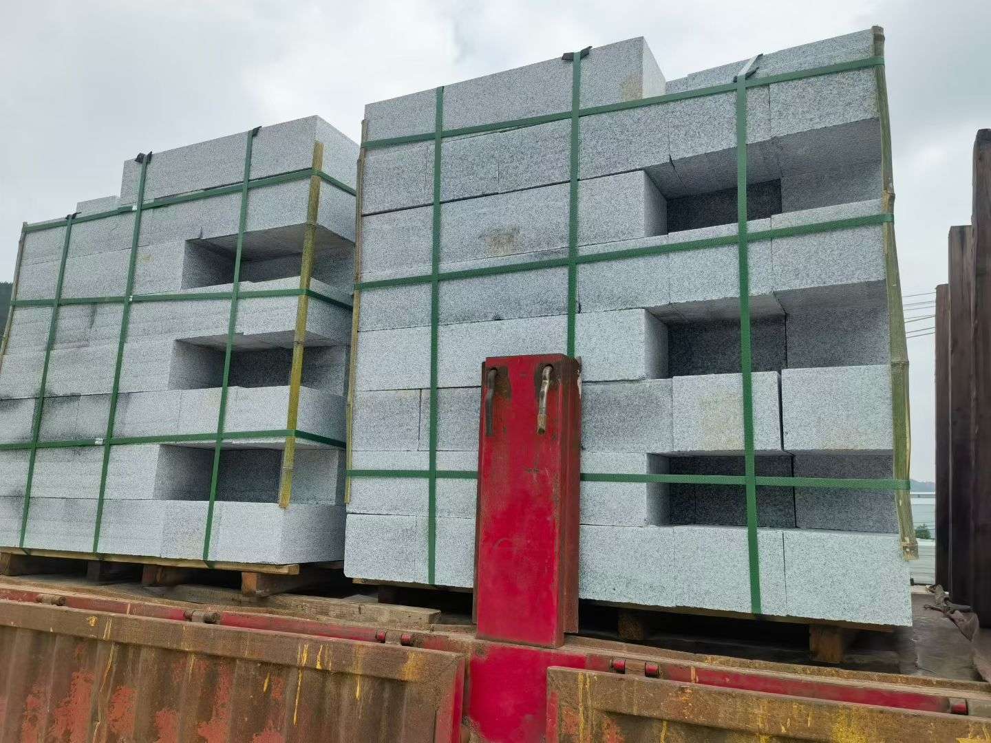 佛山 芝麻白花岗岩路沿石，平石，路侧石，马路牙子，路缘石，立缘石，平缘石等