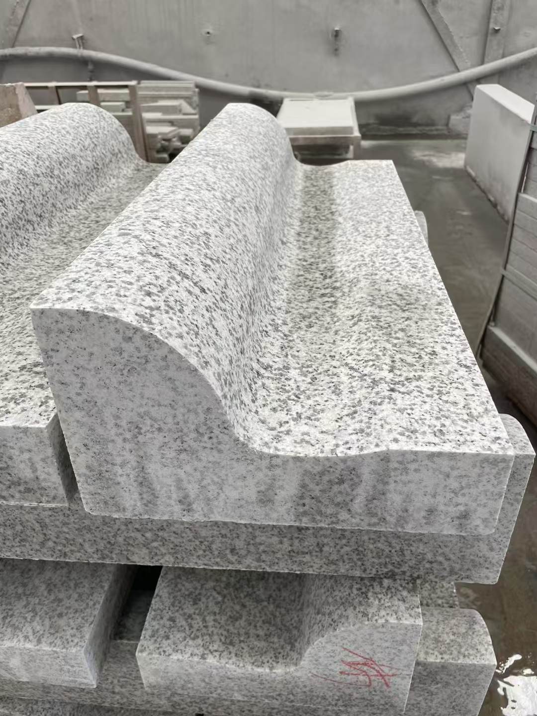 佛山 白麻花岗岩S型路沿石，路侧石，马路牙子等